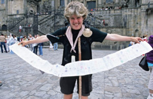 Credencial, plaza Obradoiro, Camino Santiago, peregrina