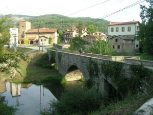 Puente de los Bandidos situado en Larrasoaña