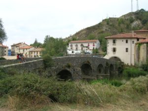 Trinidad de arre, roncesvalles to pamplona, bicycle, french way