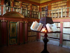 Interior del monasterio de Yuso, la biblioteca de San Millán de la Cogolla