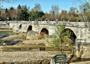 Puente De San Marcos Jose Luis Cernadas Iglesias | Noleggio Biciclette Per Il Cammino Di Santiago | Tournride