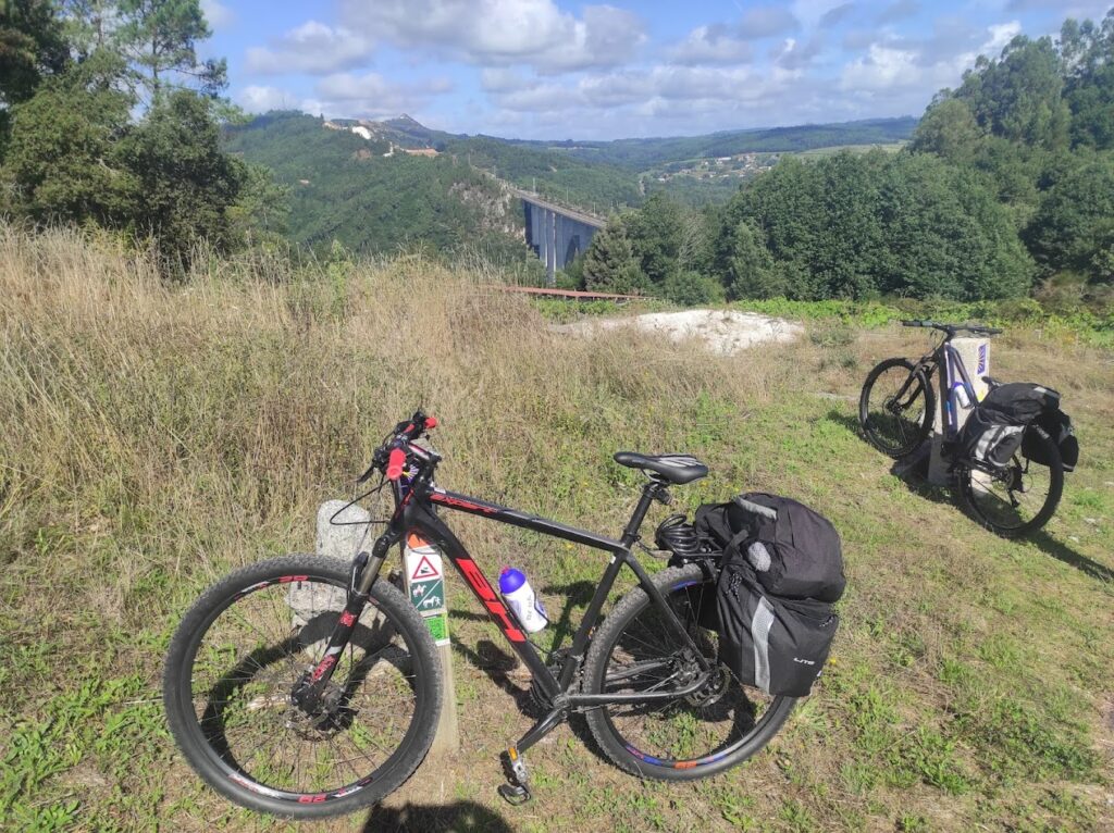 How To Reserve Bikes In Tournride 19 Foto Geronimo | Bike Rental For The Camino De Santiago | Tournride