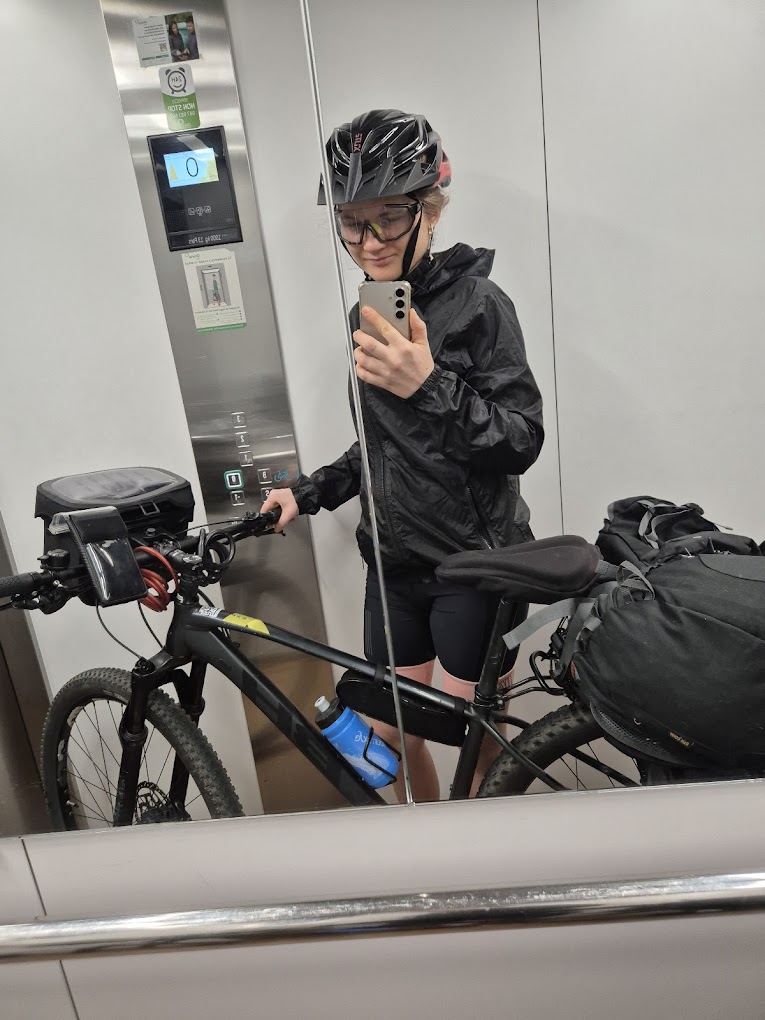 How To Reserve Bikes In Tournride 9 Foto Ana 3 | Bike Rental For The Camino De Santiago | Tournride