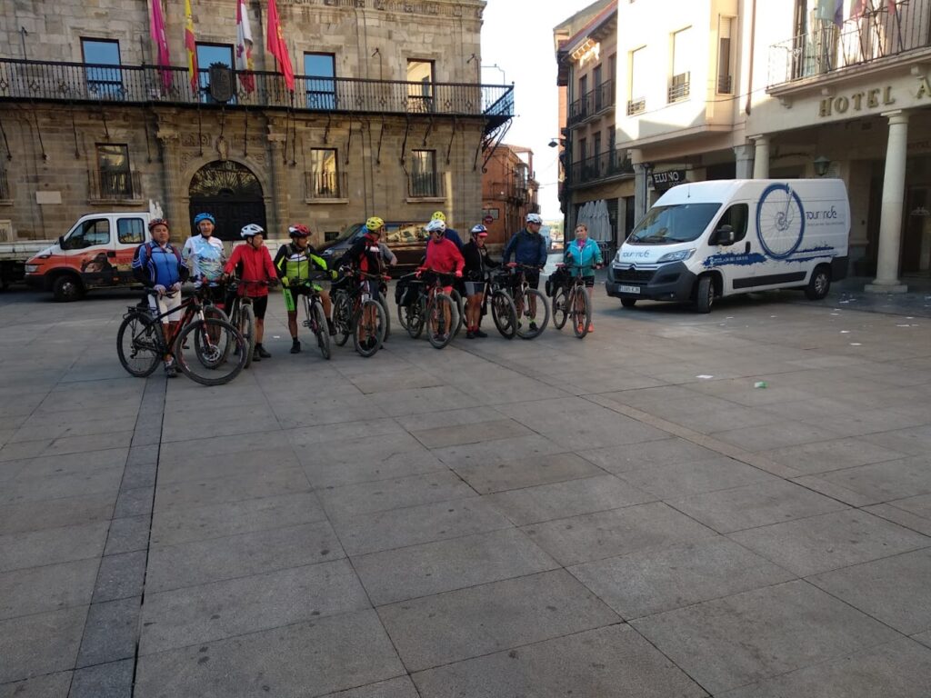 How To Reserve Bikes In Tournride 15 Foto Grupo 3 | Bike Rental For The Camino De Santiago | Tournride